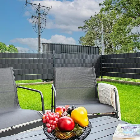 Labradoryt, Klimatyzacja, Parking Priv Boleslawiec (Lower Silesia)